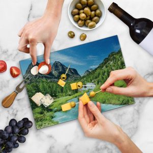 Custom Cutting Boards Made from Glass