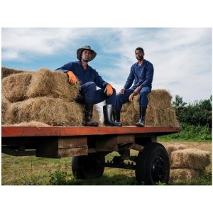 Shield Gumboot Non Steel Toe Cap Lifestyle Image