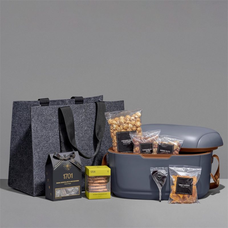 DARK GREY Yatta Elegant Escape Hamper