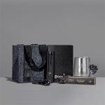 SILVER Yatta Class & Charm Hamper