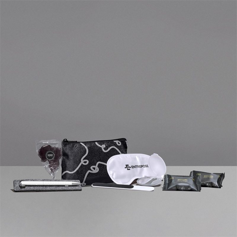 SOLID WHITE Yatta Jetsetter Joys Hamper