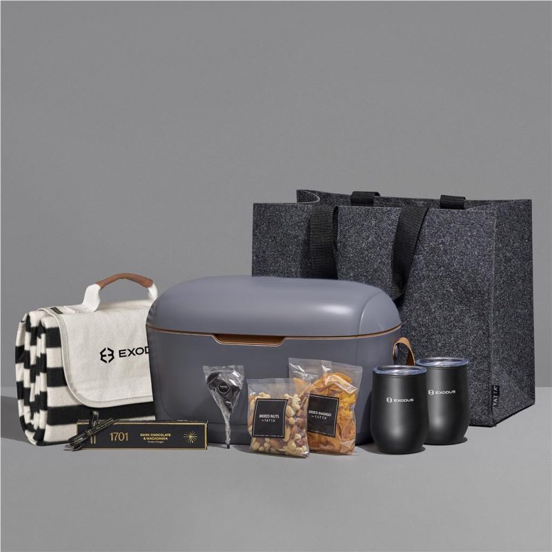 Yatta Outdoor Indulgence Hamper