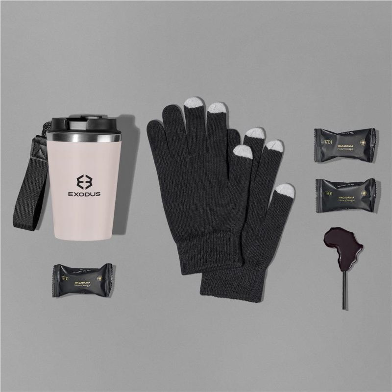 cream Yatta Cute & Cosy Hamper