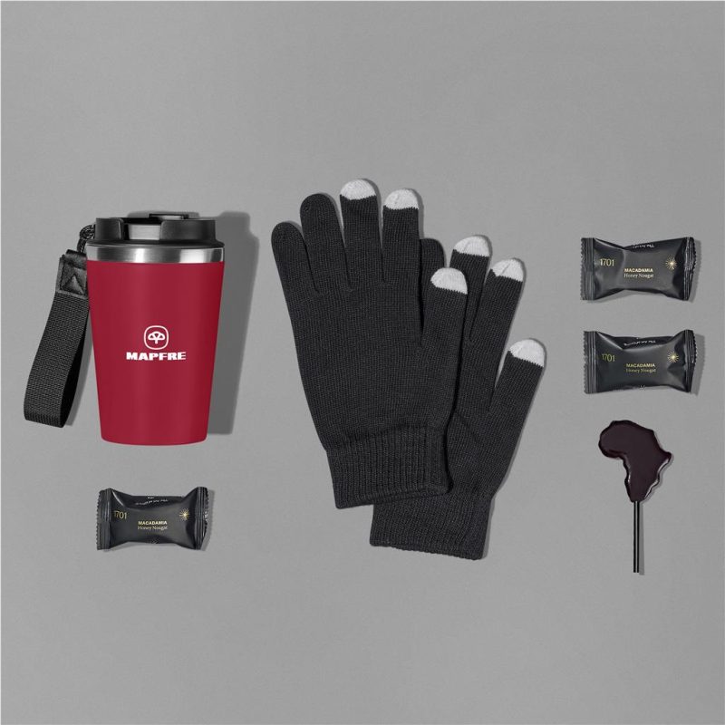 red Yatta Cute & Cosy Hamper