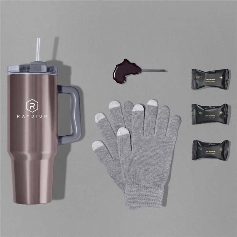 pink Yatta Winter Whimsy Hamper