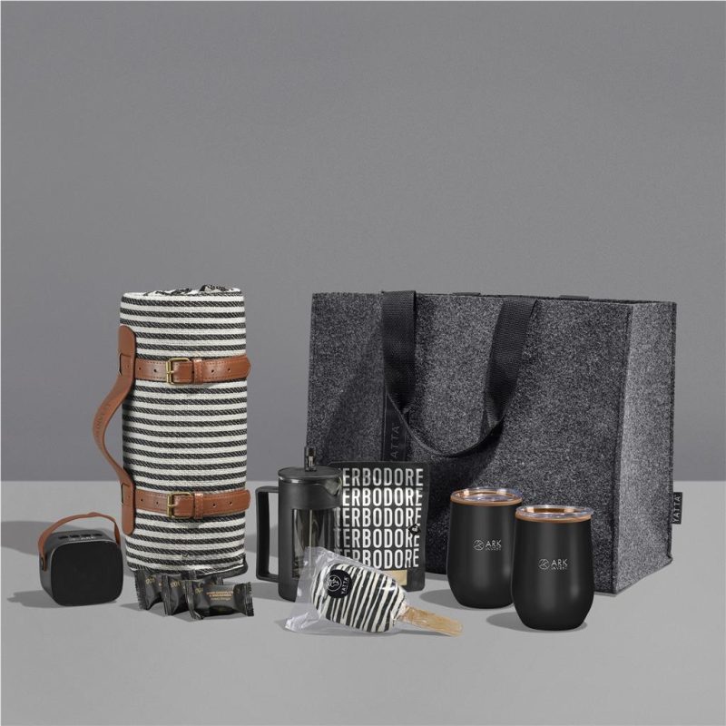 Black Yatta Roast & Relax Hamper